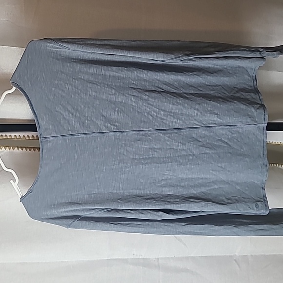 Lululemon Superb Long Sleeve Tee Size 10 Blue - Picture 3 of 5